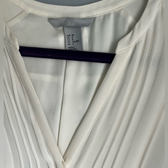 Simple but classy - Picture 2 of 2